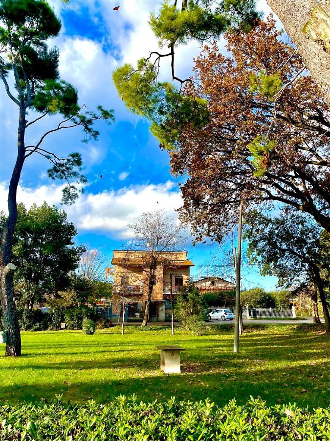 Monolocali B&B Santa Maria Apparente Чивитанова Марке Екстериор снимка