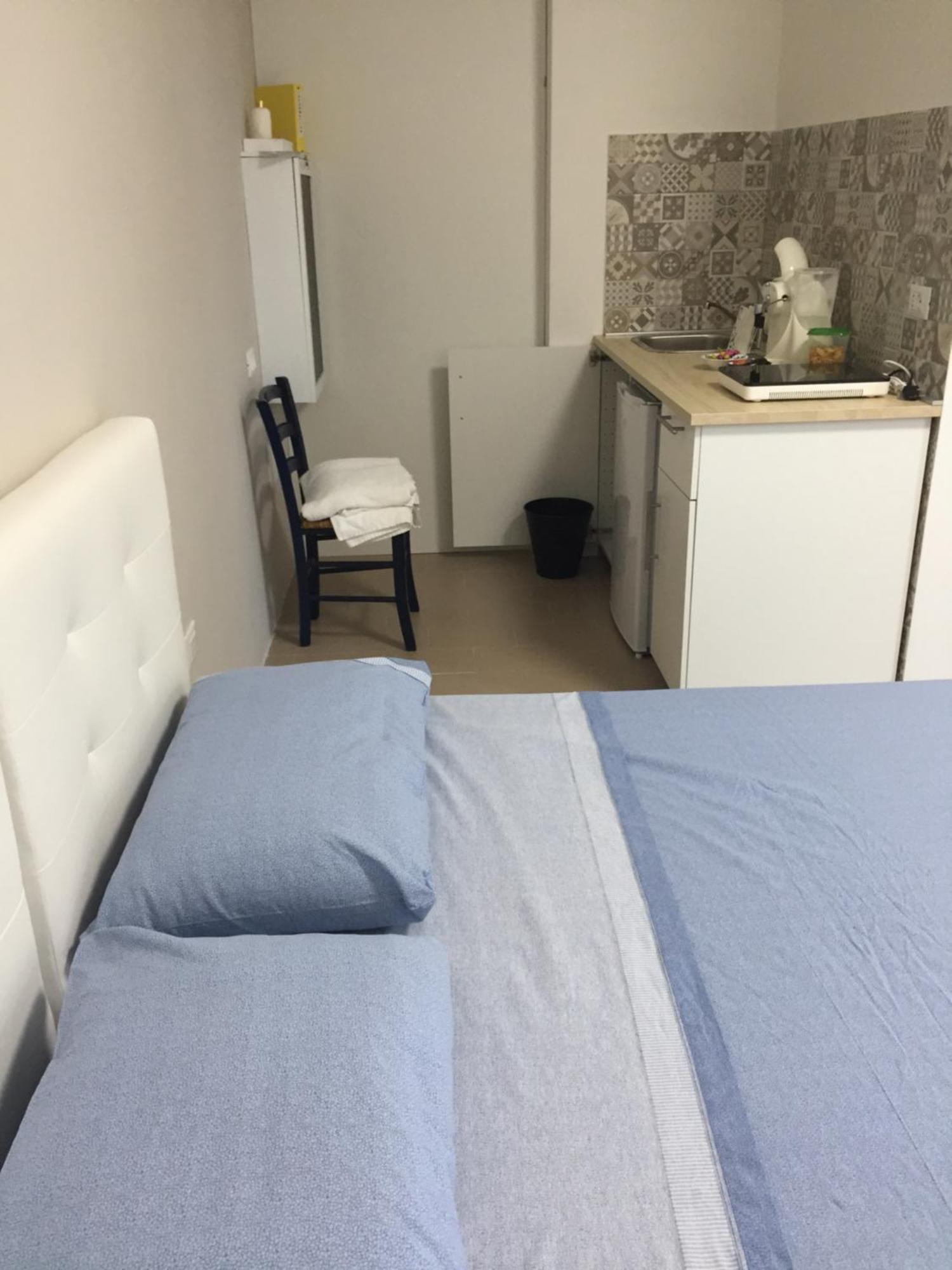 Monolocali B&B Santa Maria Apparente Чивитанова Марке Екстериор снимка